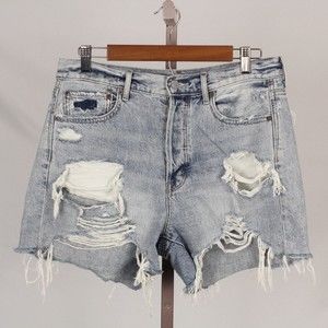 American Eagle 90's Boyfriend Short Light Wash Distressed Ripped Cut Off Shorts